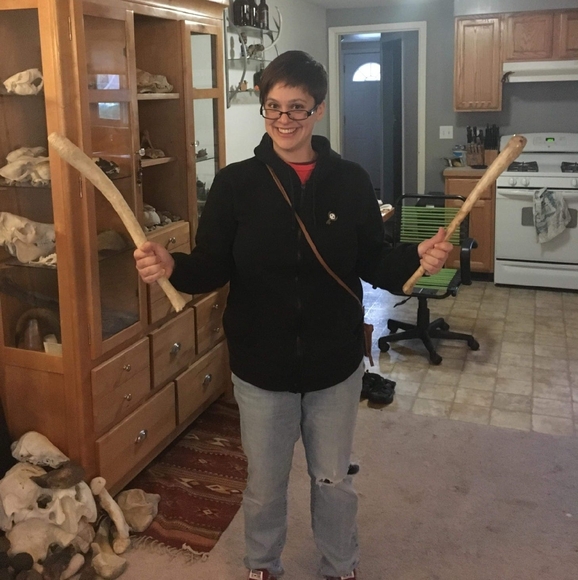 Meet your Posher, Erica - Picture 1 of 1